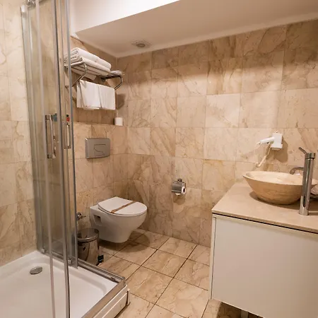 Hotel Business 3*
